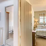 בית נופש 2 Bed In Carnforth Oc-95452 *