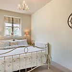 2 Bed In Carnforth Oc-95452 קירבי לונסדייל