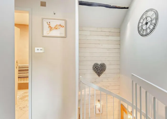 2 Bed In Carnforth Oc-95452 *